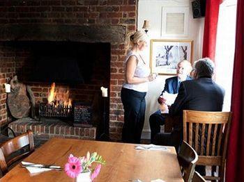 The White Horse 4*