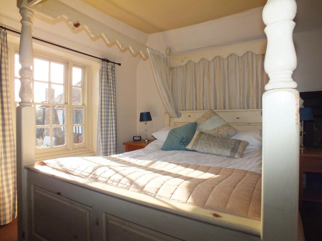 The White Horse Inn